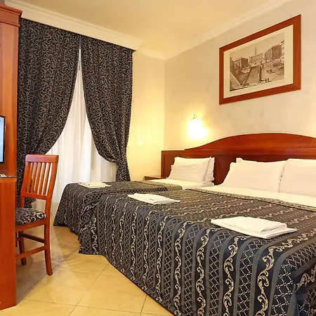 Adorasuite 3*