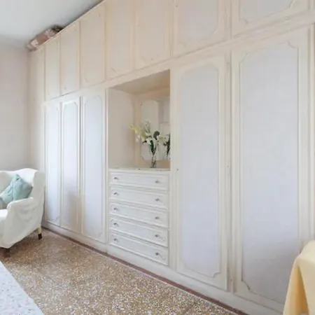 Chez Liviana Гостевой дом Рим