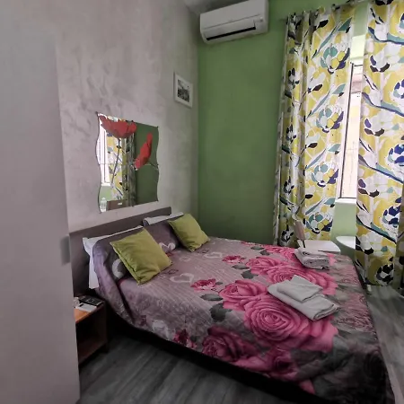 Hostel Holidays Rome