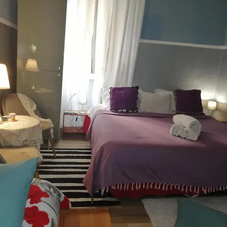 Holidays Hostel Rome