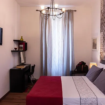 Monticello Via Cavour 3*