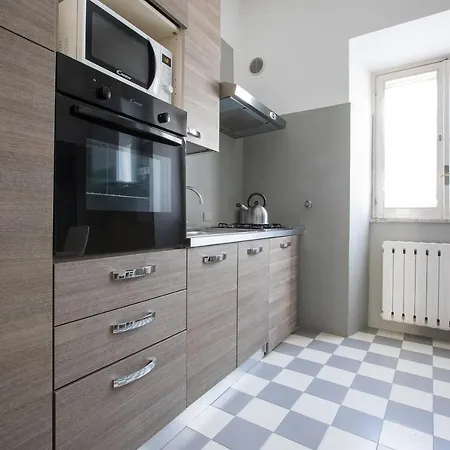Pantheon Apartment