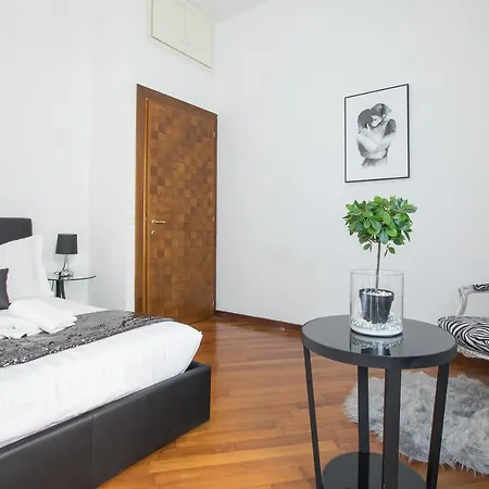 Apartment Pantheon *