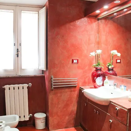 Pantheon Apartment