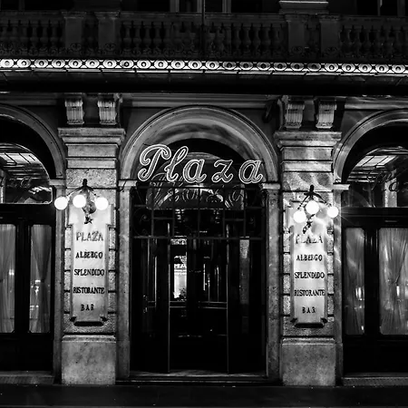 Grand Plaza