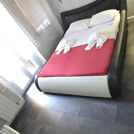 Quarto em Acomodações Particulares Glamour Spanish Steps