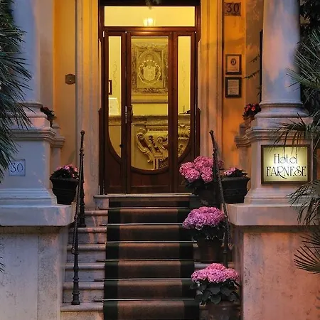 Farnese 4*