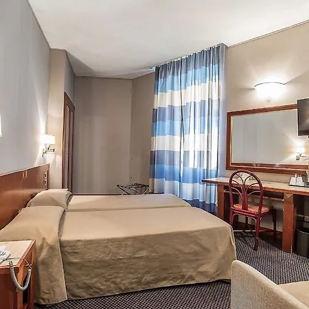 Hotel Accademia 3*