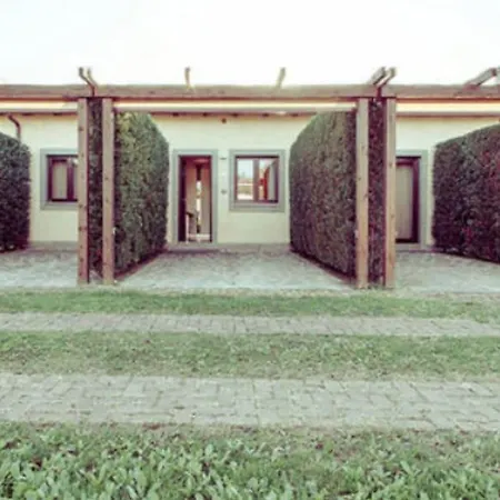 Hotel Ways Garden & Leisure 4*