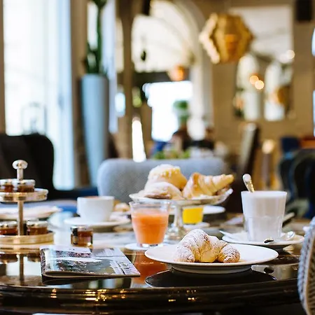 The Westin Excelsior, Hotel 5*