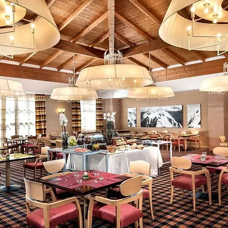 Sheraton Parco De Medici Hotel 4*