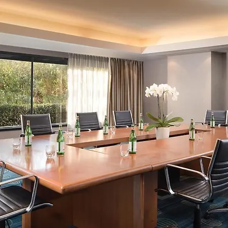 Sheraton Hotel&conference Center 4*