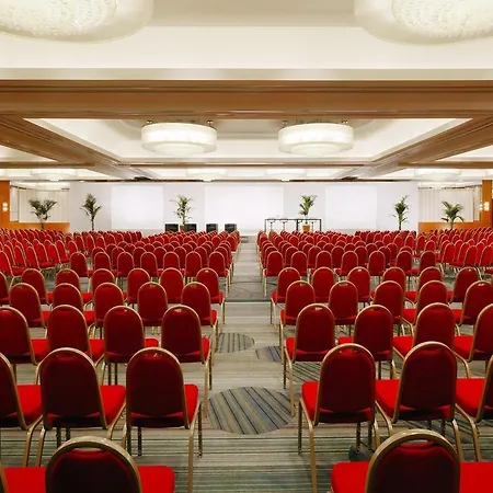 Sheraton Hotel&conference Center 4*