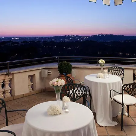 Marriott Grand Flora 4*