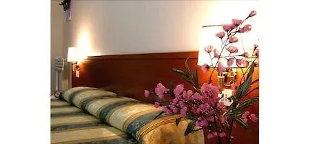 Maryelen 2 Hotel 3*