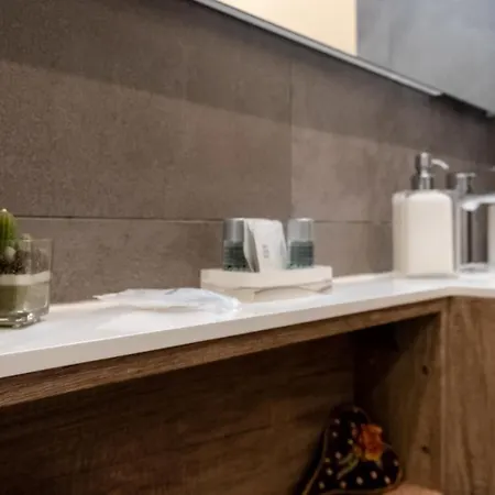 Eighty Four Luxury Guest house