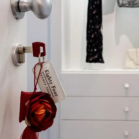 Guest house Eighty Four Luxury 3*