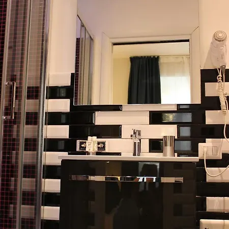Little Rose Guest house 2*