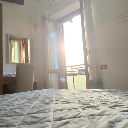 Bed & Breakfast Domus Getsemani Rome