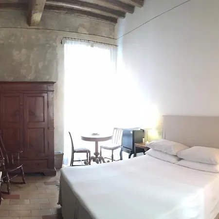 Vicolo Del Lupo