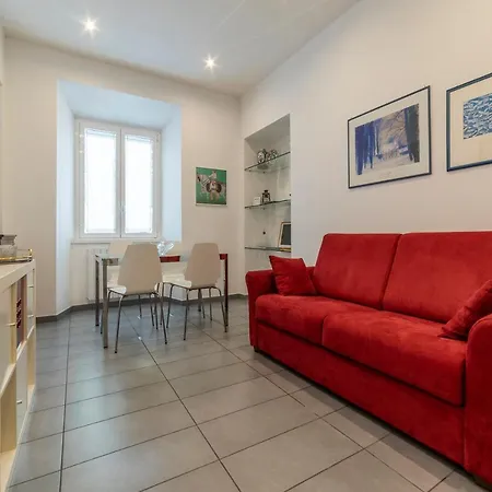 Porta Pia & Torlonia With Balcony Apartment *