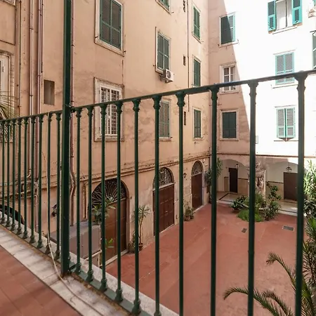 Porta Pia & Torlonia With Balcony Apartment *