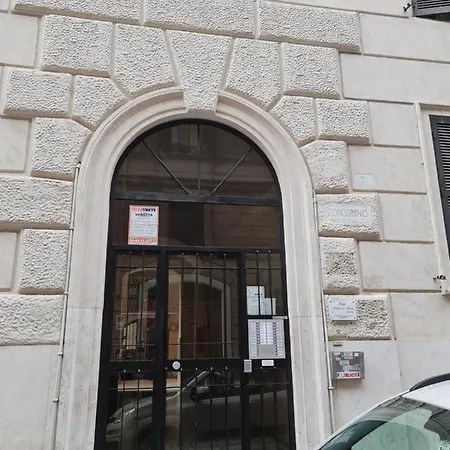 Hotel Martino Ai Monti *