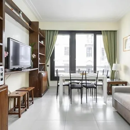 Appartement Visconti Apartment. *