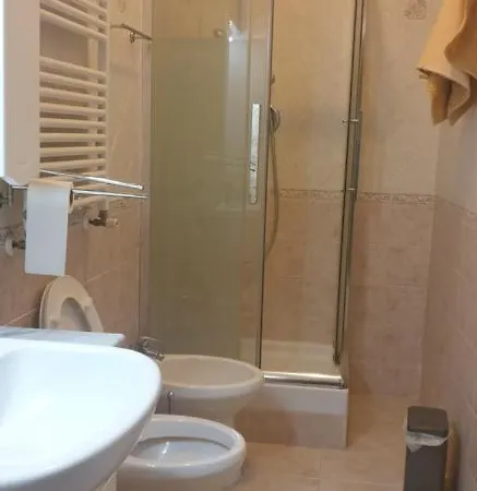 Hostel Volturnoguesthouse2 *
