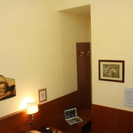 Yiennese Two Bed & Breakfast Rome