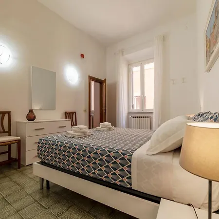 Casa Dell'arco * Rome