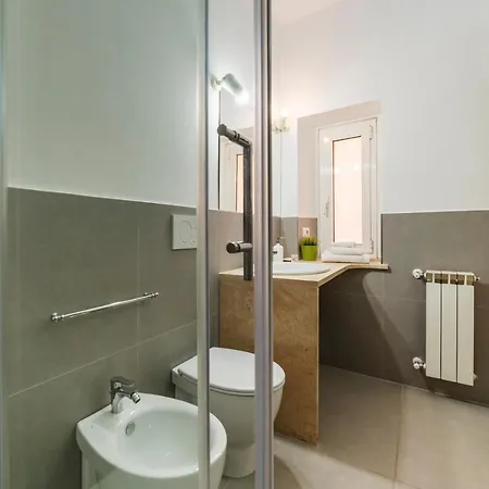 Casa Dell'arco * Rome