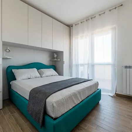 Fonte Laurentina Apartment