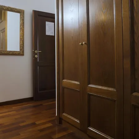 Borgo Pio 91 2* Roma