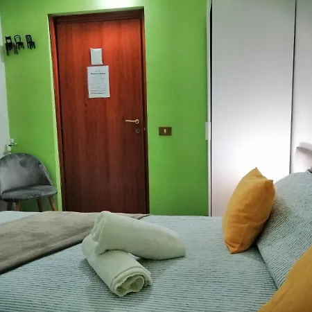 Holidays Hostel *