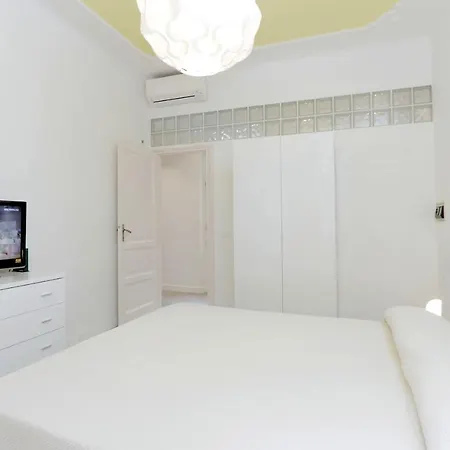 Roman Holiday Colosseum Holiday home *