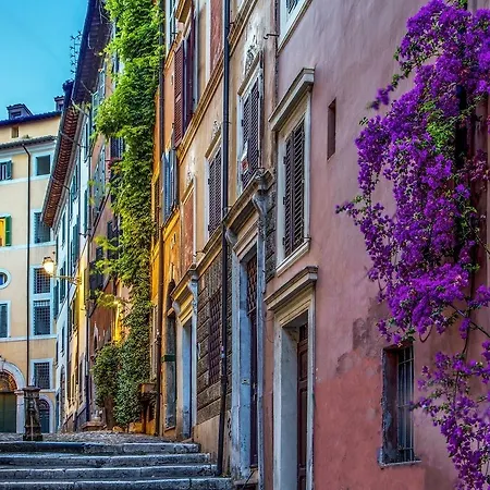 The At The Forum Luxury Collection - The At The Forum 5*
