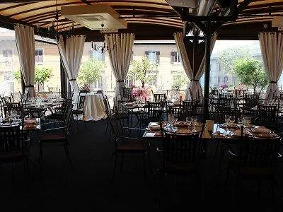 康索里酒店 4*