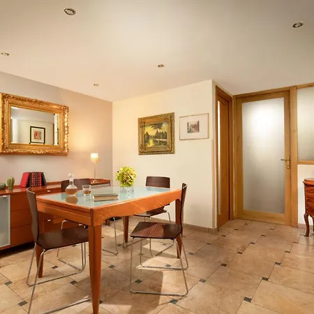 Appartamento Cappellari Interno 4 - Campo De' Fiori *