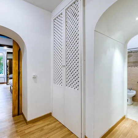 Apartment Deluxe Apartment - Campo Dei Fiori *