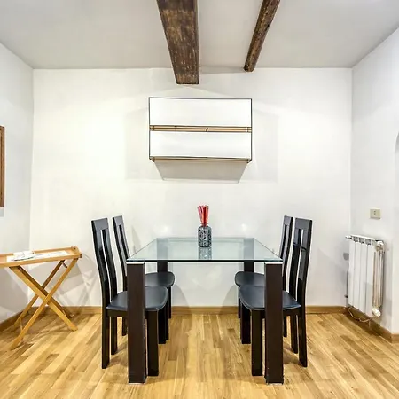Deluxe Apartment - Campo Dei Fiori Apartment
