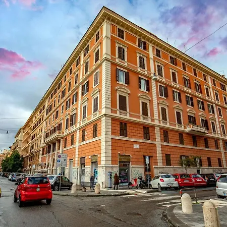 Domus Serafino *