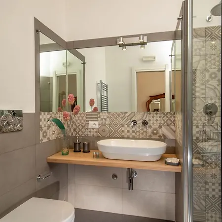 Domus Serafino *