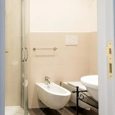 Apartment Flatinrome Termini 2 Grande Luminoso In Centro - Accetta Bonus Vacanze