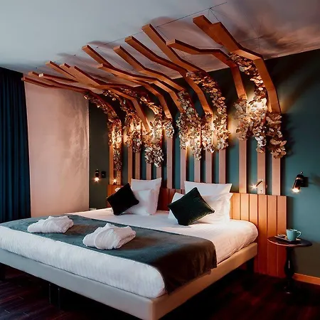 Hotel Mercure Corso Trieste 4*