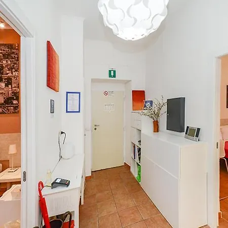 Be First 2* Roma