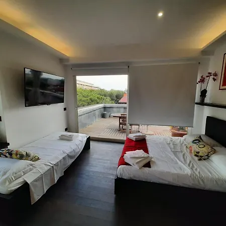 Bed & Breakfast Place To Be&b Roma