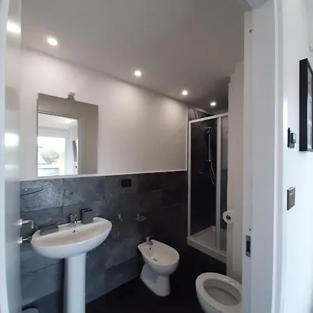 Bed & Breakfast Place To Be&b 3*