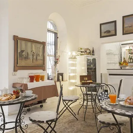 Pirandello Hotel