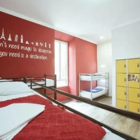 Alessandro Palace & Bar Hostel Rome